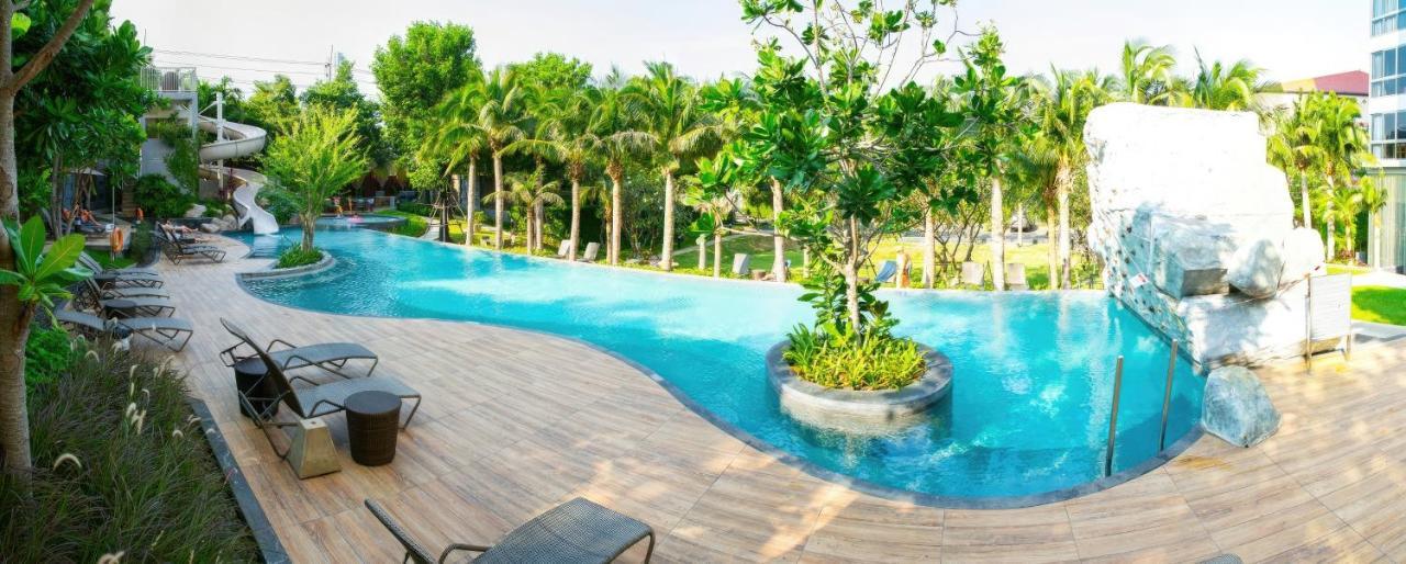 Unixx Oasis : Grandeur 2Br Suite Pattaya Exteriör bild